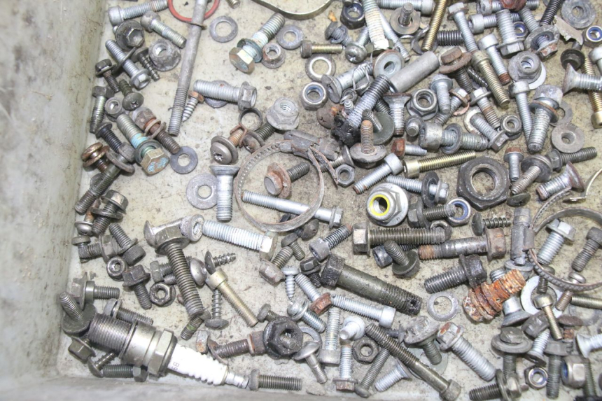 photo de SCREW HARDWARE BAG APRILIA ETX 125 (1998 - 2002)