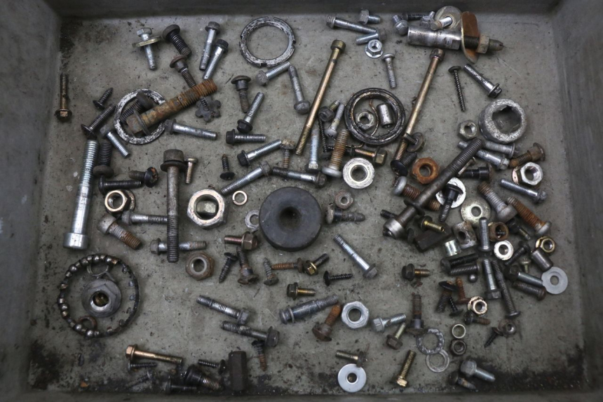photo de SCREWS BAG PIAGGIO FLY 4T 50 (2004 - 2010)
