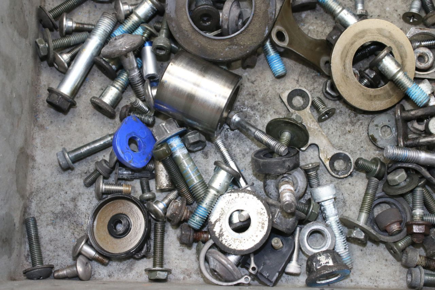 photo de SCREWS BAG SUZUKI GSF S BANDIT 600 (2000 - 2004)