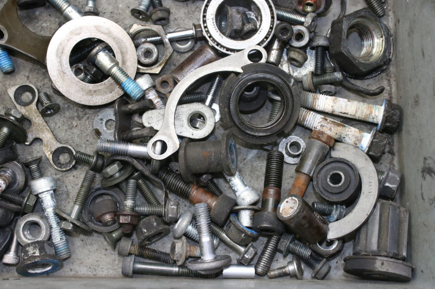 photo de SCREWS BAG SUZUKI GSF S BANDIT 600 (2000 - 2004)