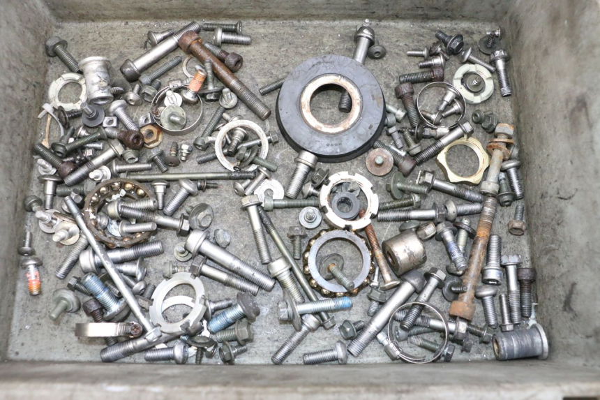 photo de SCREWS BAG SUZUKI GSXR GSX-R 1000 (2003 - 2004) - Main view