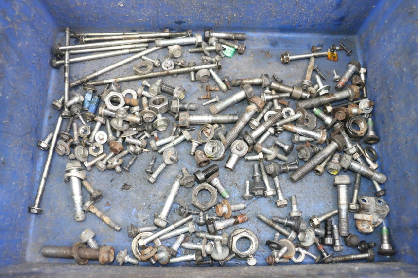 photo de SCREWS BAG HONDA FES S-WING SWING 125 (2007 - 2015)