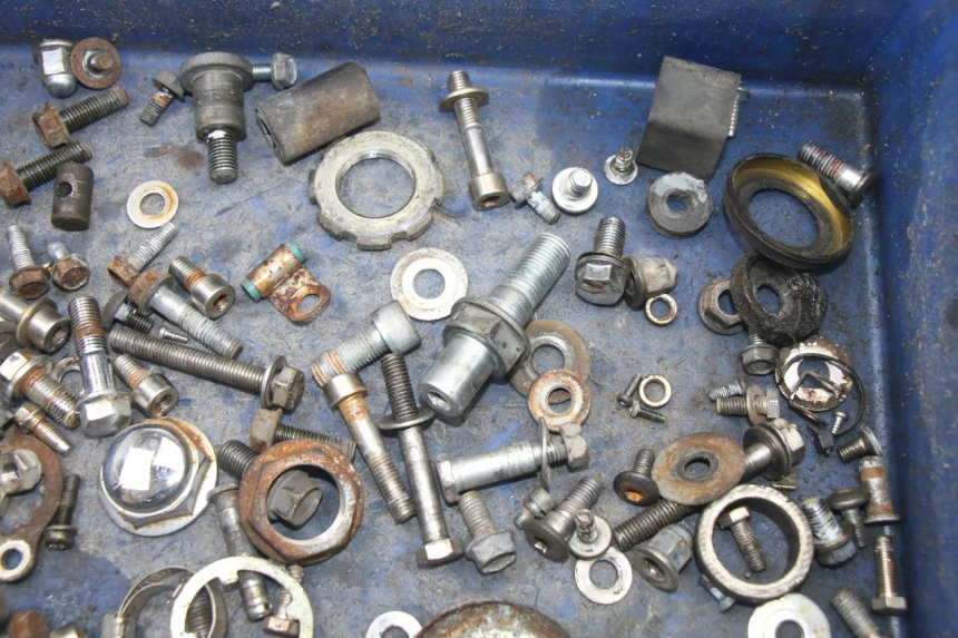 photo de SCREWS BAG HONDA VT C2 SHADOW 750 (1997 - 2001)