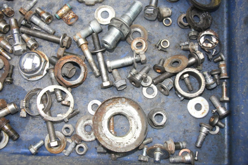 photo de SCREWS BAG HONDA VT C2 SHADOW 750 (1997 - 2001)