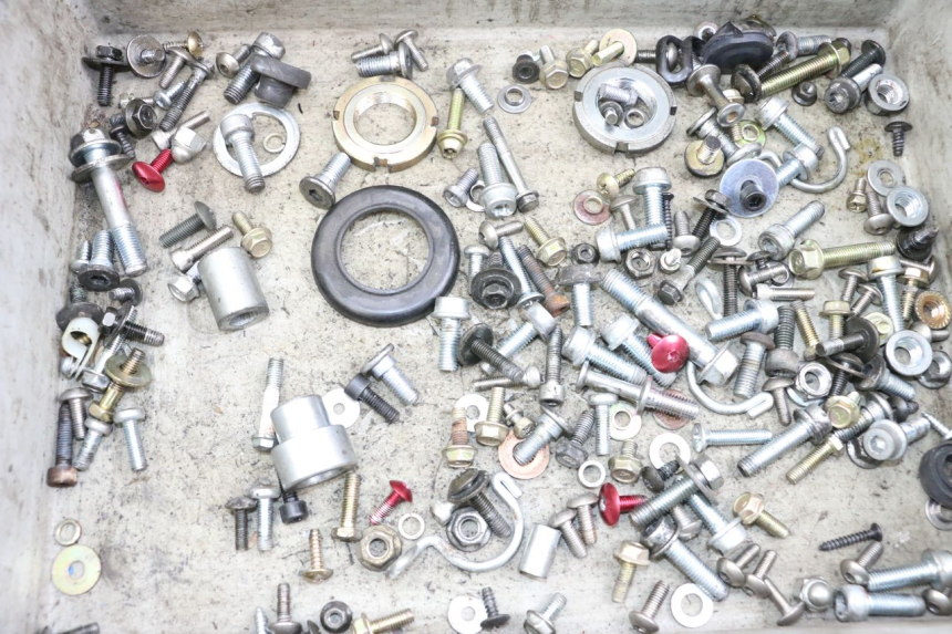 photo de SCREWS BAG HYOSUNG GTR 125 (2006 - 2008)