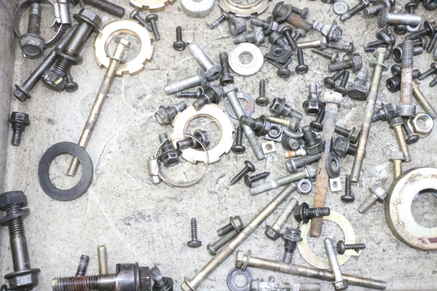 photo de SCREW BAG PEUGEOT KISBEE 2T 50 (2010 - 2017)