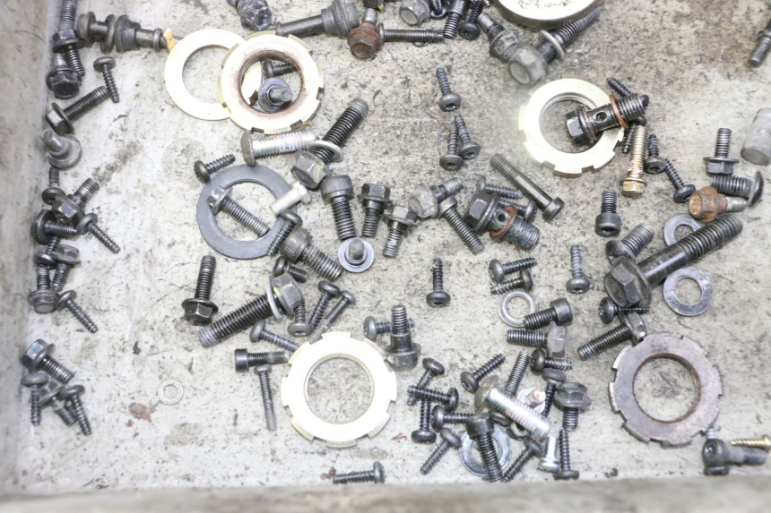 photo de SCREW FASTENER BAG PEUGEOT KISBEE 4T 50 (2018 - 2022)