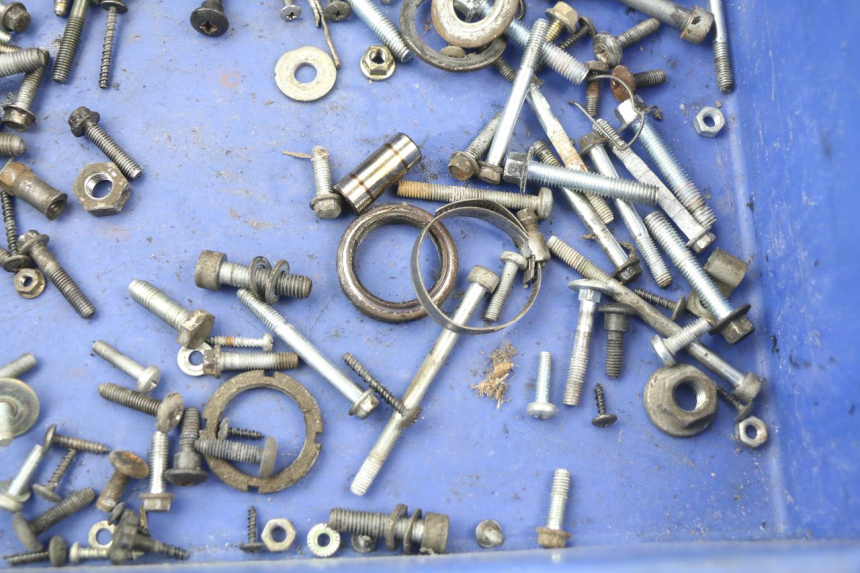 photo de SCREW FASTENER BAG PIAGGIO LIBERTY 4T 50 (2004 - 2008)
