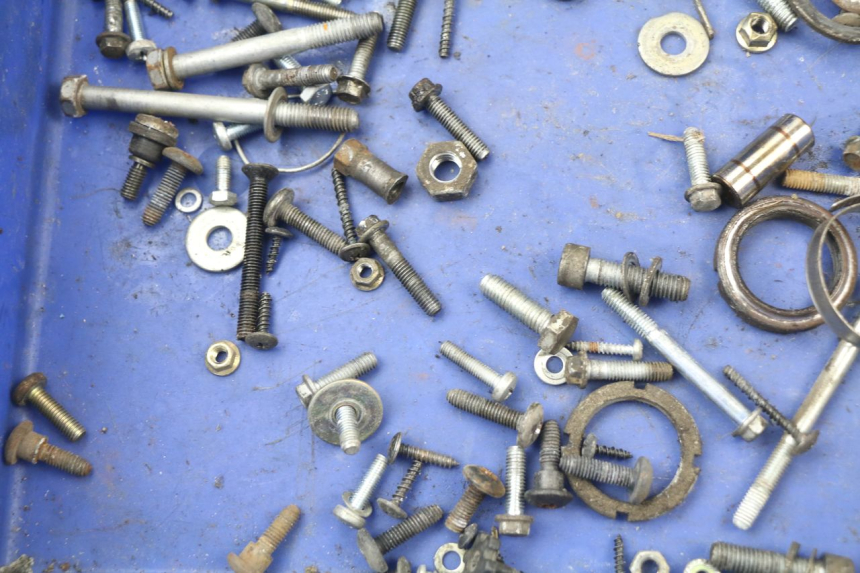 photo de SCREW FASTENER BAG PIAGGIO LIBERTY 4T 50 (2004 - 2008)