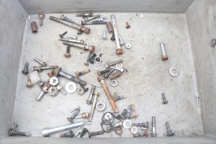 photo de SCREW FASTENER BAG PIAGGIO LIBERTY 4T 50 (2004 - 2008)