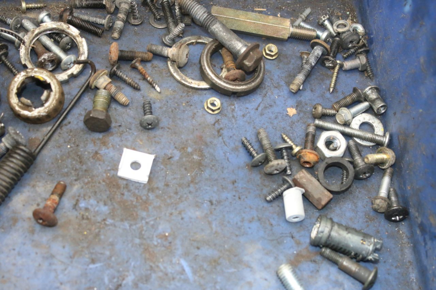 photo de SCREW FASTENER BAG PIAGGIO LIBERTY 4T 50 (2004 - 2008)