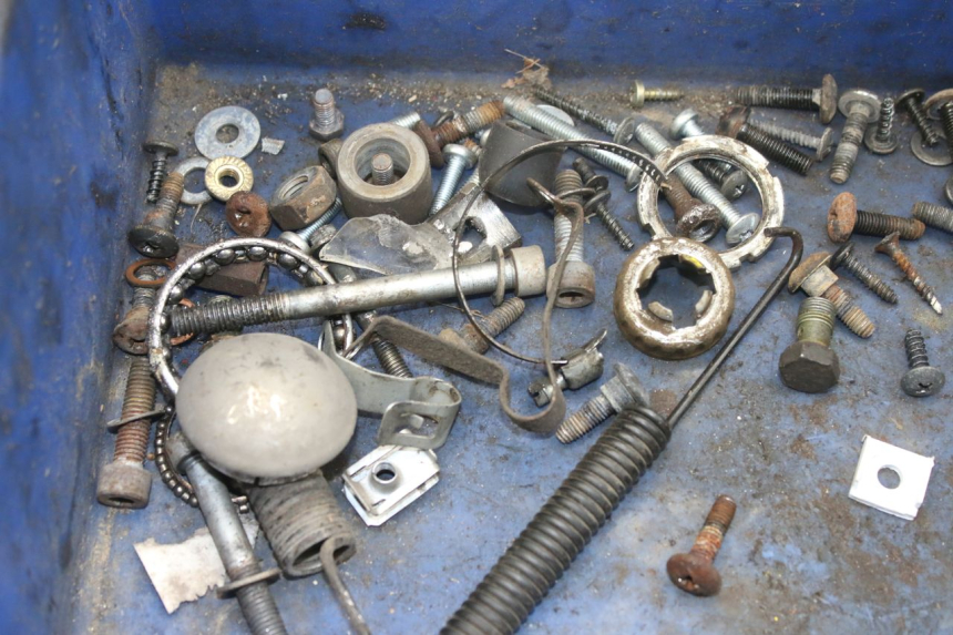 photo de SCREW FASTENER BAG PIAGGIO LIBERTY 4T 50 (2004 - 2008)