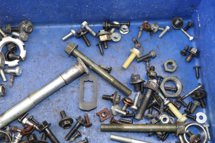 photo de SCREWS BAG MBK SKYCRUISER 125 (2006 - 2009)