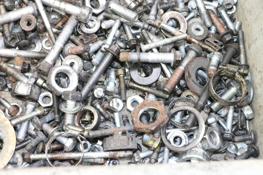 photo de SCREW FASTENER BAG PIAGGIO MP3 LT 400 (2007 - 2012)