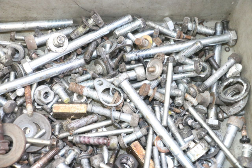 photo de SCREW FASTENER BAG PIAGGIO MP3 LT 400 (2007 - 2012)