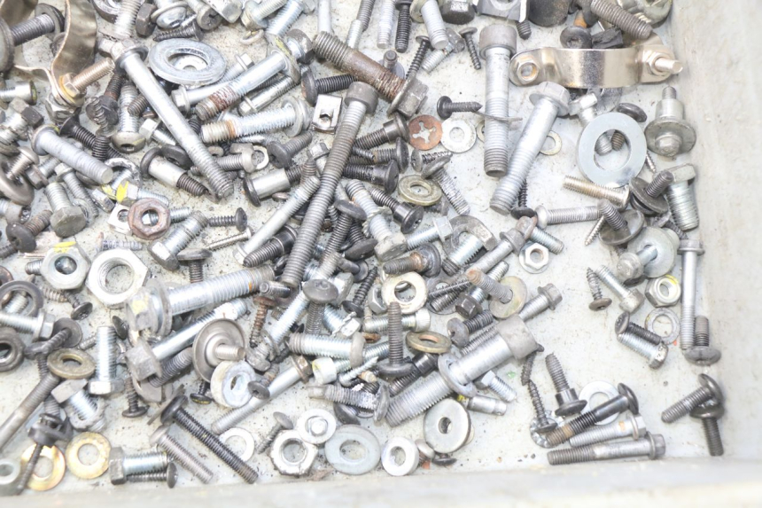 photo de SCREW FASTENER BAG PIAGGIO MP3 500 (2011 - 2015)