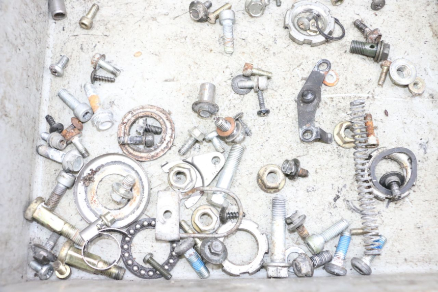 photo de SCREWS BAG YAMAHA NEO'S NEOS 2T 50 (1998 - 2007) - Zoom on usage condition