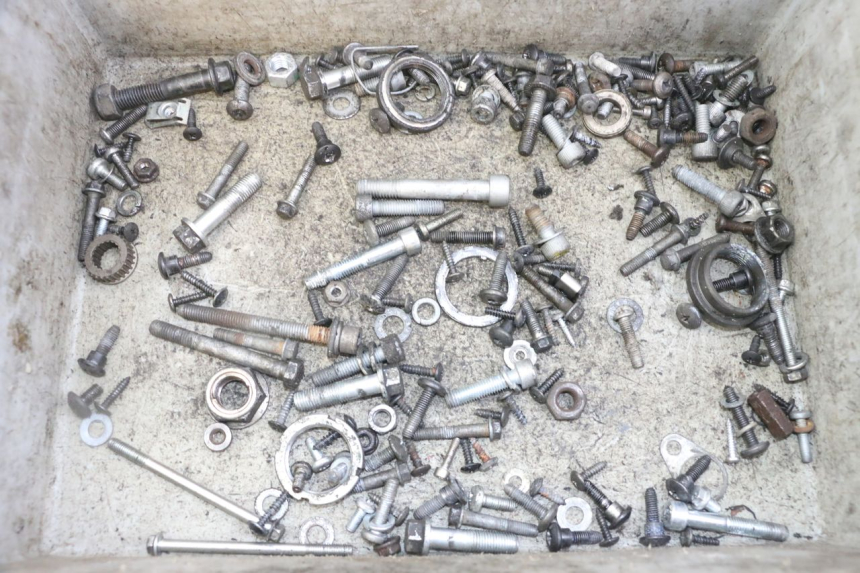 photo de SCREWS BAG PIAGGIO NRG POWER PUREJET 50 (2018 - 2021)
