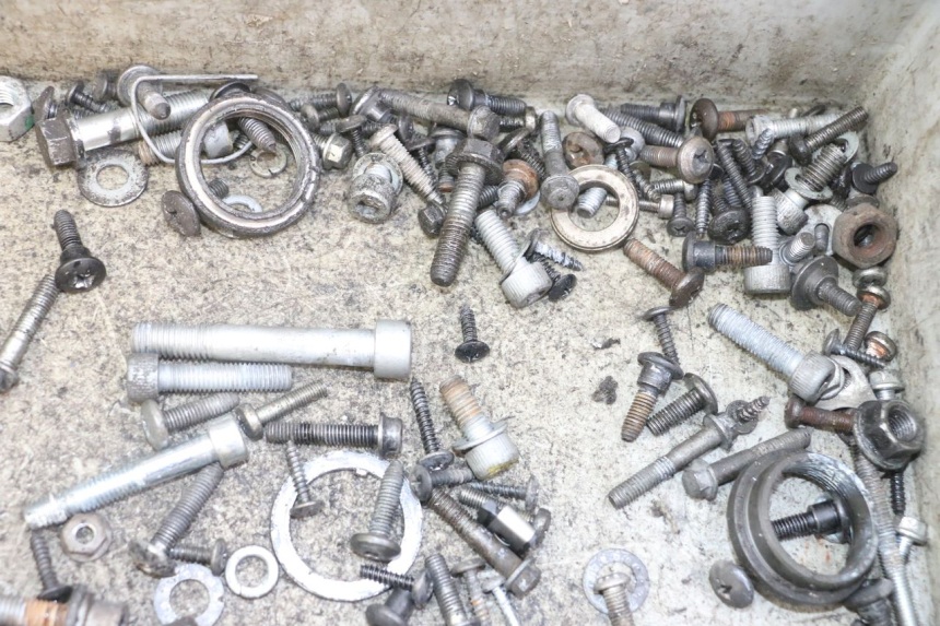 photo de SCREWS BAG PIAGGIO NRG POWER PUREJET 50 (2018 - 2021)