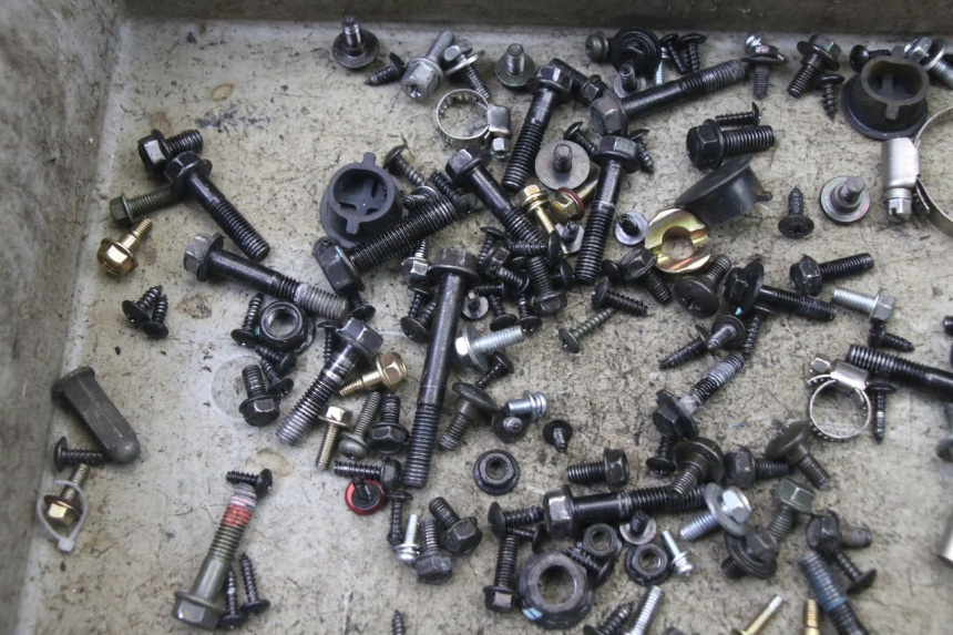 photo de SCREWS BAG SYM ORBIT III 3 4T 50 (2021 - 2025)