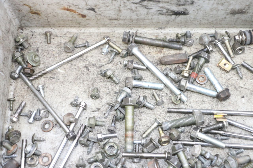 photo de SCREWS BAG SYM ORBIT III 3 4T 50 (2021 - 2025) - Zoom on usage condition