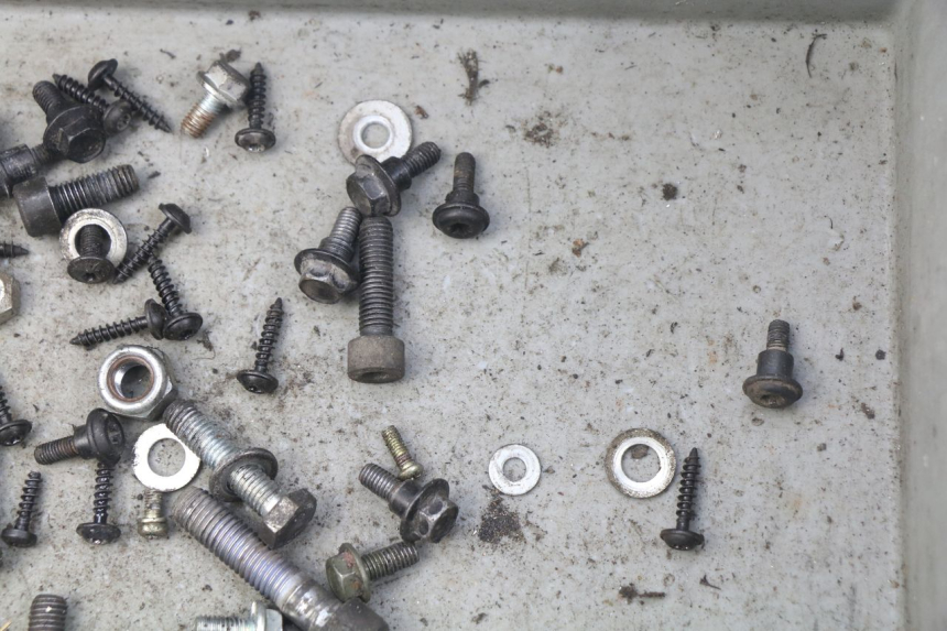 photo de SCREW FASTENER BAG PEUGEOT CITYSTAR 50 (2013 - 2017)