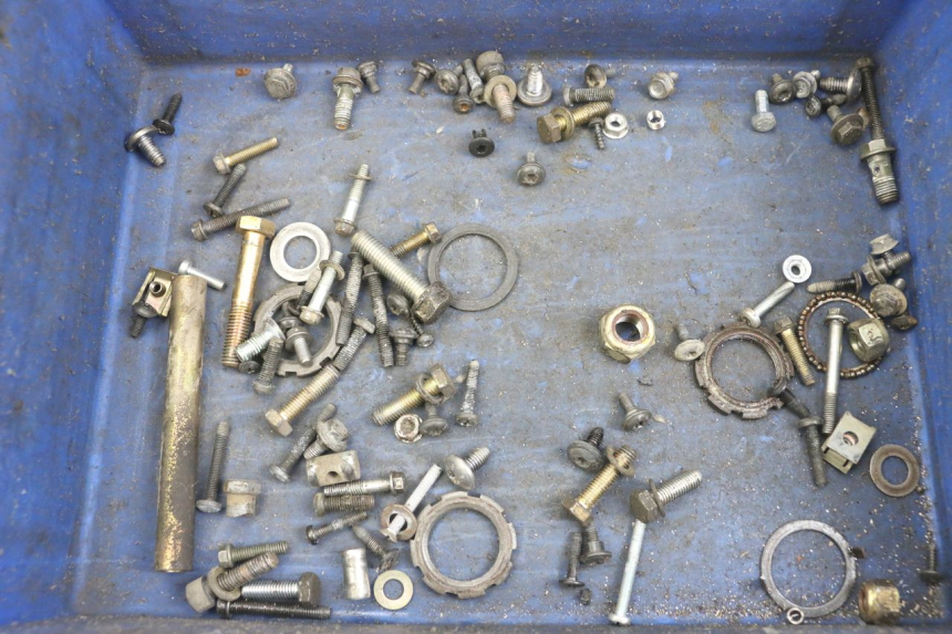 photo de SCREW FASTENER BAG PEUGEOT TKR TREKKER FURIOUS 50 (2005 - 2014)