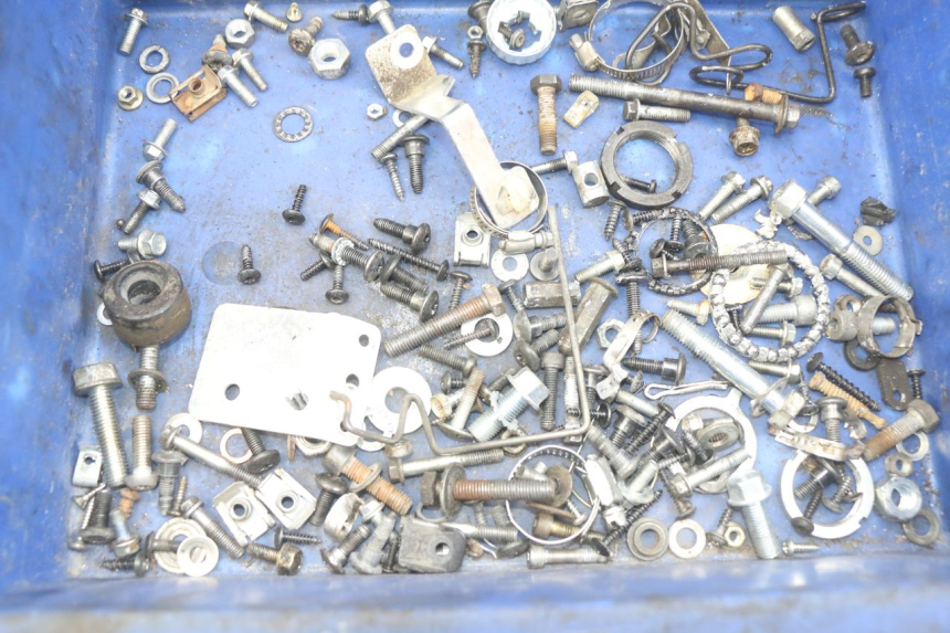 photo de SCREW FASTENER BAG PIAGGIO FLY 4T 50 (2013 - 2017)