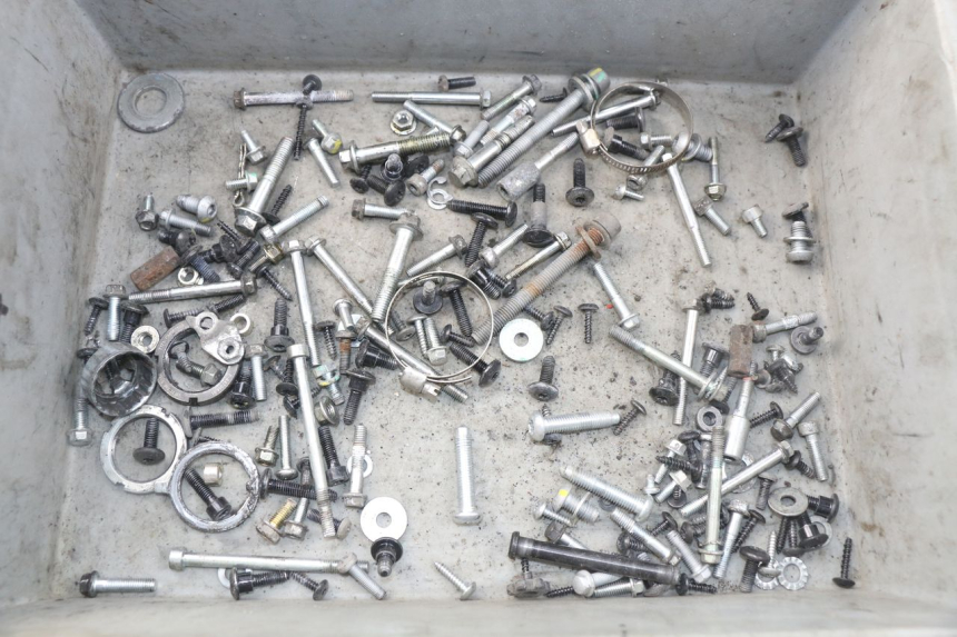 photo de SCREW FASTENER BAG PIAGGIO LIBERTY IGET 4T 50 (2015 - 2020)