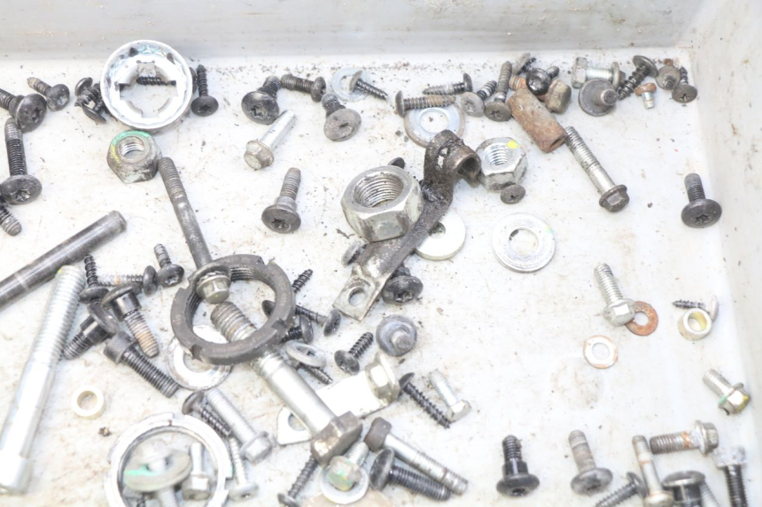 photo de SCREW FASTENER BAG PIAGGIO LIBERTY IGET 4T 50 (2015 - 2020)