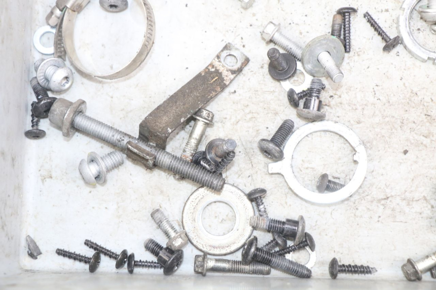 photo de SCREW FASTENER BAG PIAGGIO LIBERTY IGET 4T 50 (2015 - 2020)