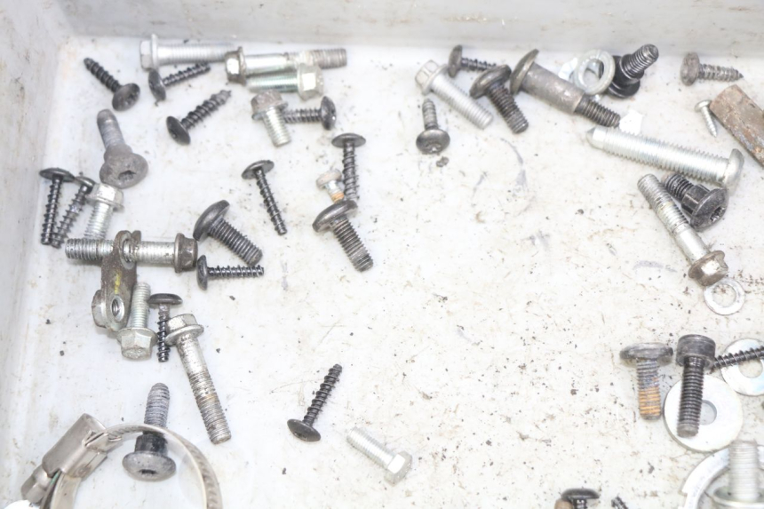 photo de SCREW FASTENER BAG PIAGGIO LIBERTY IGET 4T 50 (2015 - 2020)