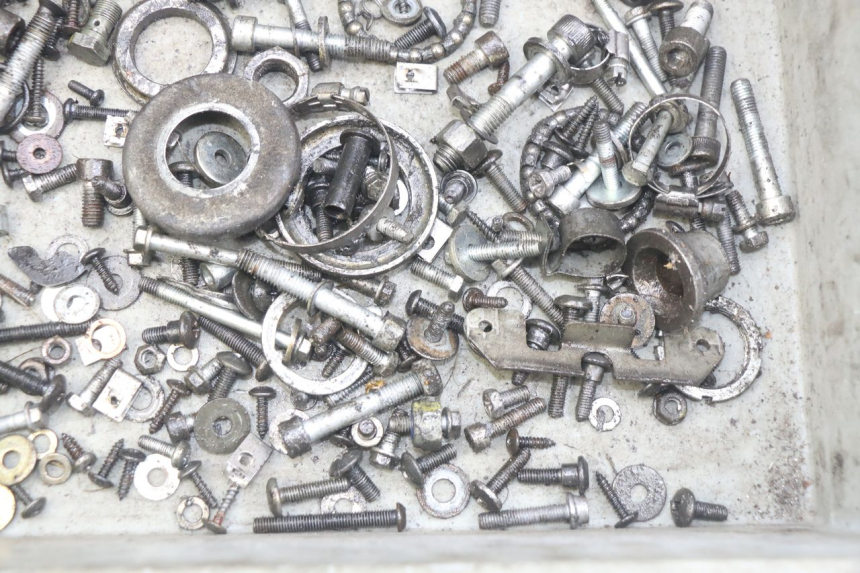 photo de SCREW FASTENER BAG PIAGGIO XEVO - X EVO 125 (2007 - 2016)