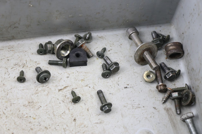 photo de SCREW FASTENER BAG KEEWAY RY6 2T 50 (2011 - 2019)