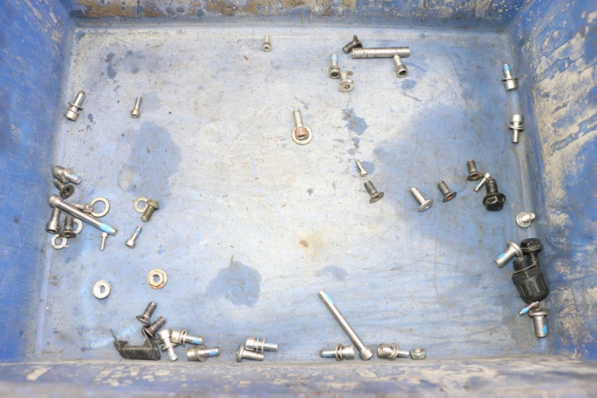 photo de SCREWS BAG HERO S10 1