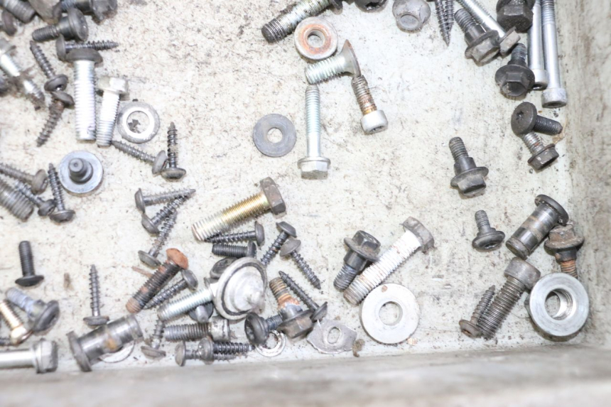 photo de SCREW FASTENER BAG PEUGEOT SATELIS 125 (2006 - 2009)