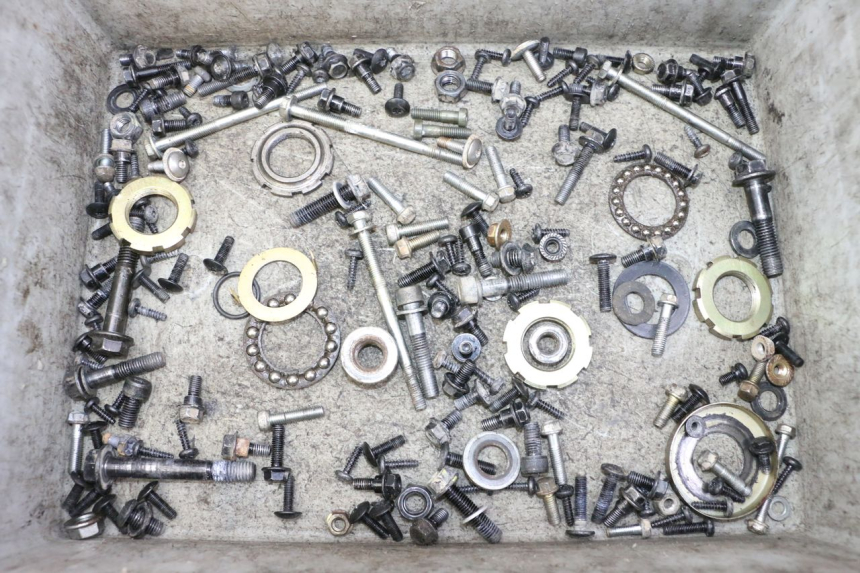 photo de SCREWS BAG PEUGEOT STREETZONE I NAKED 2T 50 (2018 - 2020)