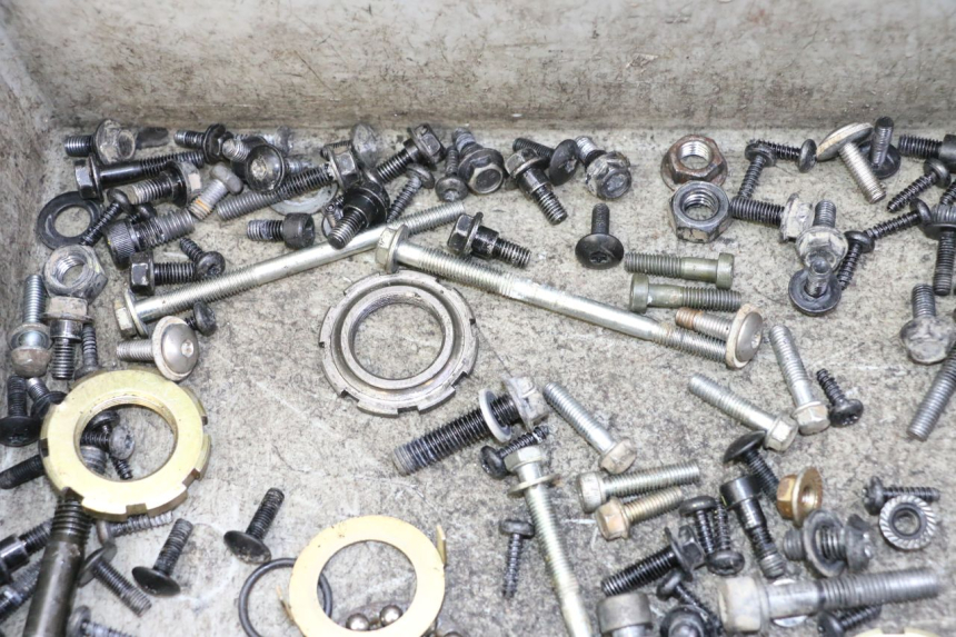 photo de SCREWS BAG PEUGEOT STREETZONE I NAKED 2T 50 (2018 - 2020)