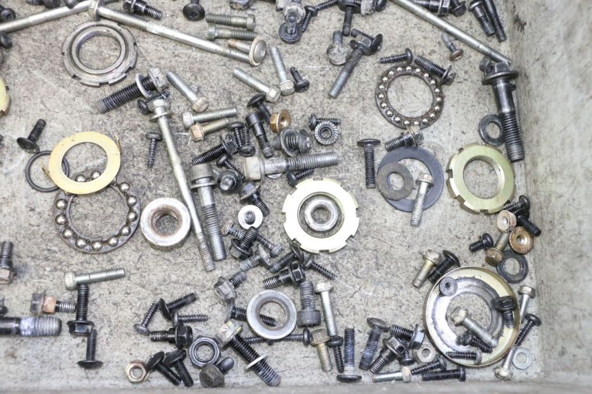 photo de SCREWS BAG PEUGEOT STREETZONE I NAKED 2T 50 (2018 - 2020)