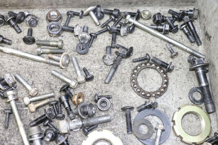 photo de SCREWS BAG PEUGEOT STREETZONE I NAKED 2T 50 (2018 - 2020)