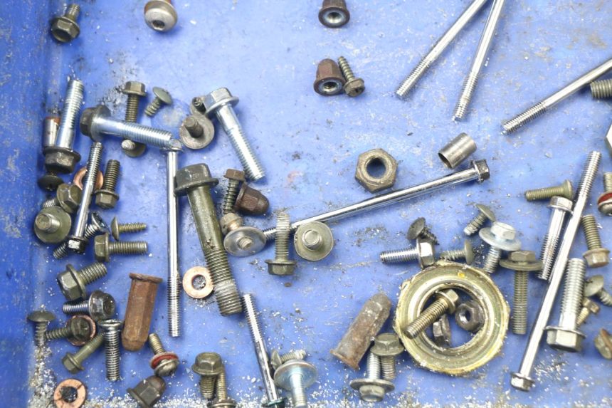 photo de SCREWS BAG SYM FIDDLE 3 III 50 (2014 - 2020)