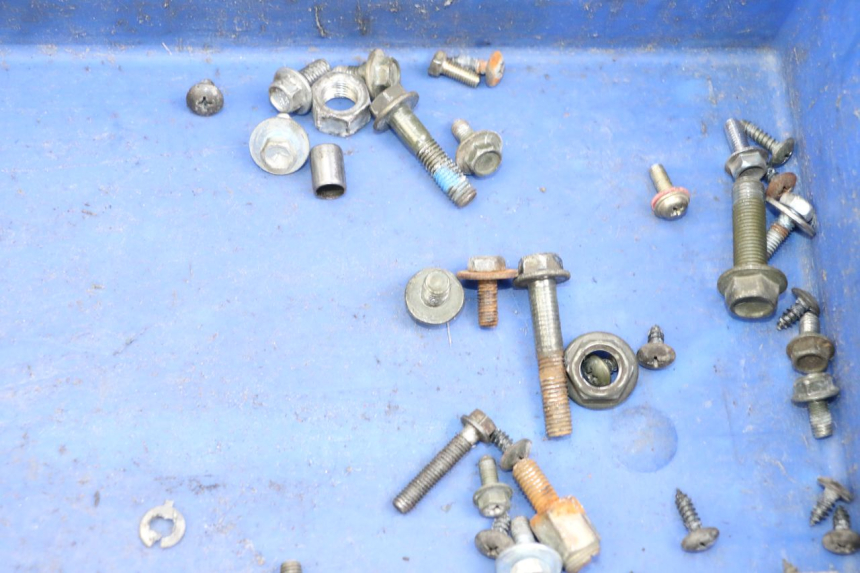 photo de SCREWS BAG SYM FIDDLE 3 III 50 (2014 - 2020)