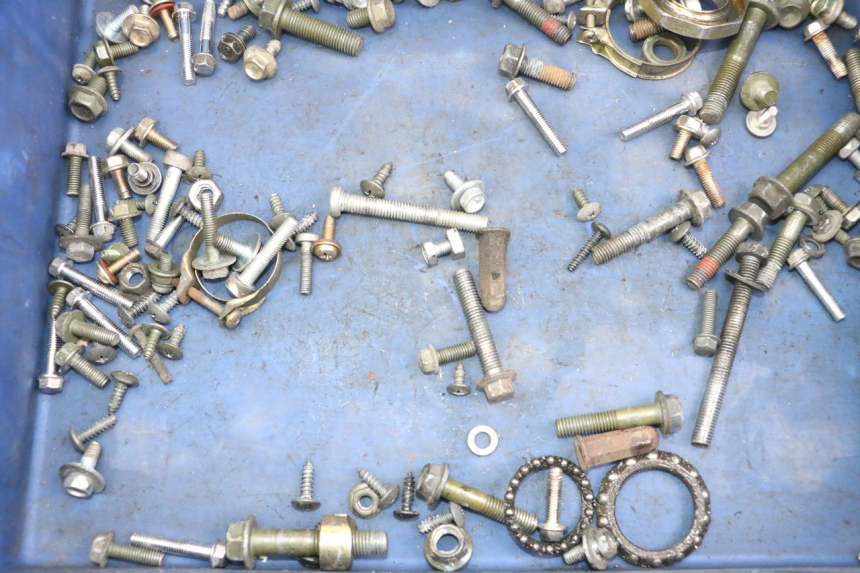 photo de SCREWS BAG SYM FIDDLE 3 III 50 (2014 - 2020)