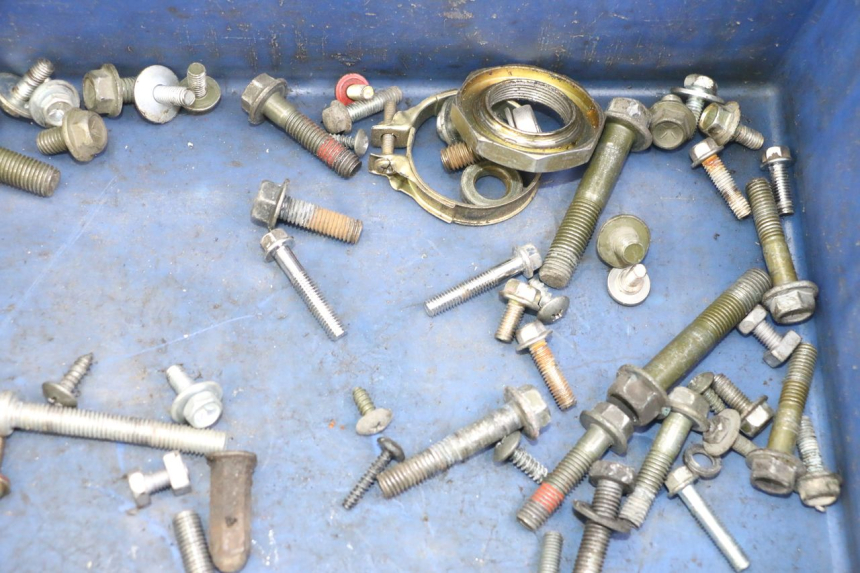 photo de SCREWS BAG SYM FIDDLE 3 III 50 (2014 - 2020)