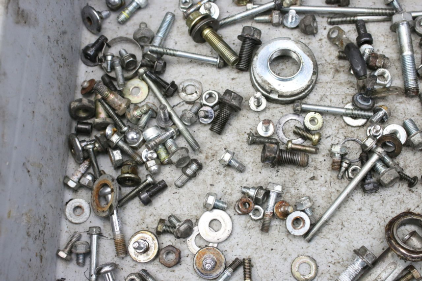 photo de SCREW FASTENER BAG SYM HUSKY 125 (1999 - 2005)