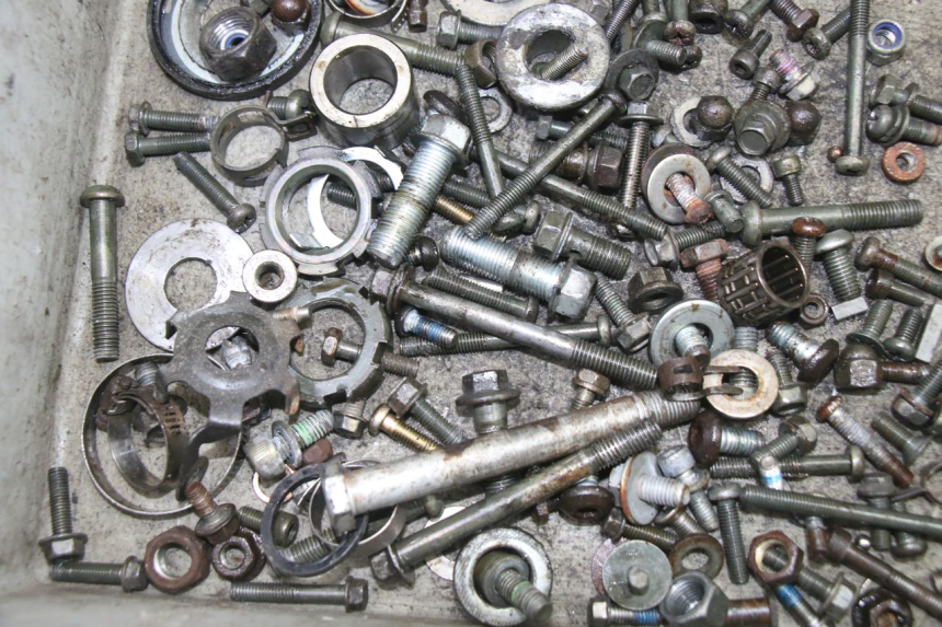 photo de SCREW FASTENER BAG YAMAHA TDR DELTABOX 125 (1993 - 2003)