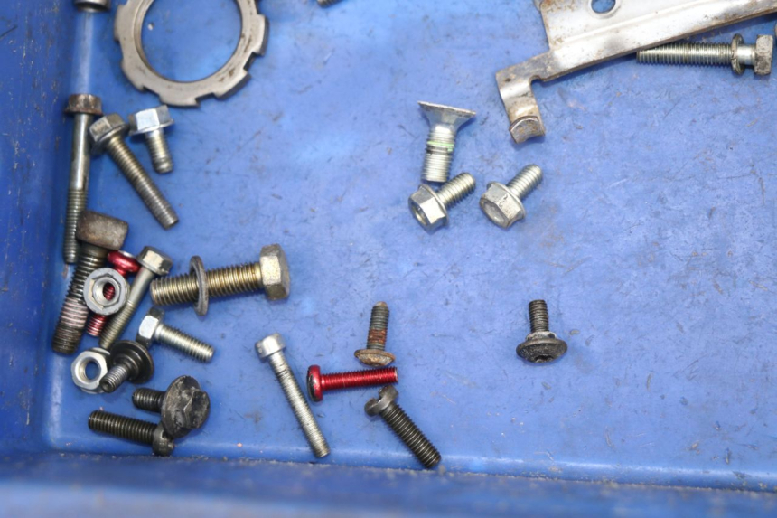 photo de SCREW FASTENER BAG PEUGEOT TREKKER 50 (1998 - 2004)