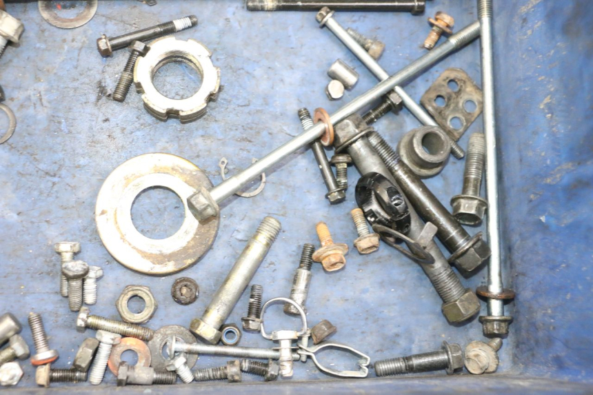 photo de SCREWS BAG YAMAHA TTR 125 (2000 - 2020) - Alternative perspective