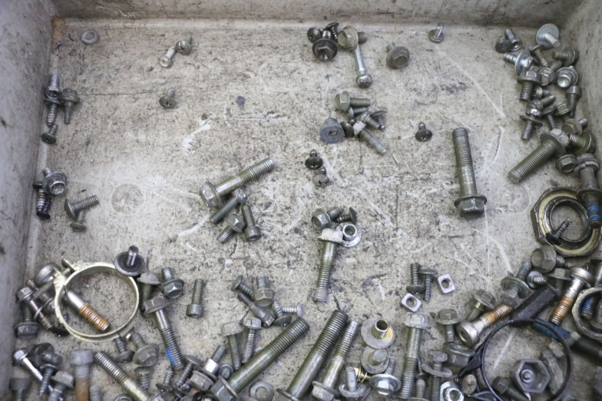 photo de SCREW FASTENER BAG PEUGEOT TWEET 4T 50 (2018 - 2020)