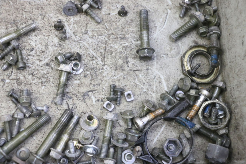 photo de SCREW FASTENER BAG PEUGEOT TWEET 4T 50 (2018 - 2020)